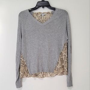 current air Loose back Sweater Snake Print